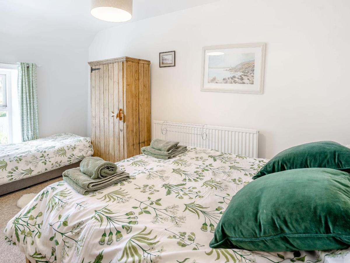 Sea Pickle Cottage Haverfordwest Exterior photo
